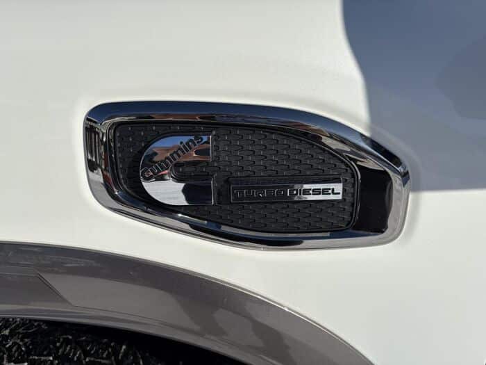 Nissan Titan XD Platine Réserve diesel CREW CAB 4x4 BLUETOOTH CUIR – Image 43
