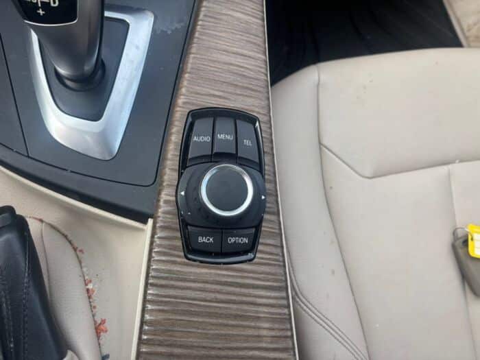 BMW 3 Series 328i – Image 14