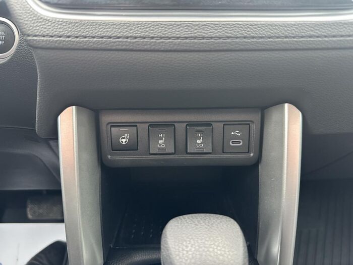 Toyota Corolla Cross LE TA – Image 21