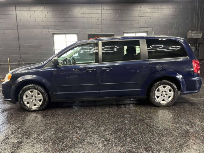 Dodge Grand Caravan SXT – Image 7