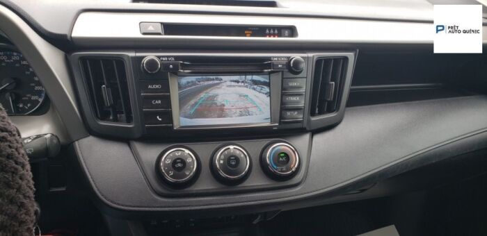 Toyota RAV4 LE - Image 16