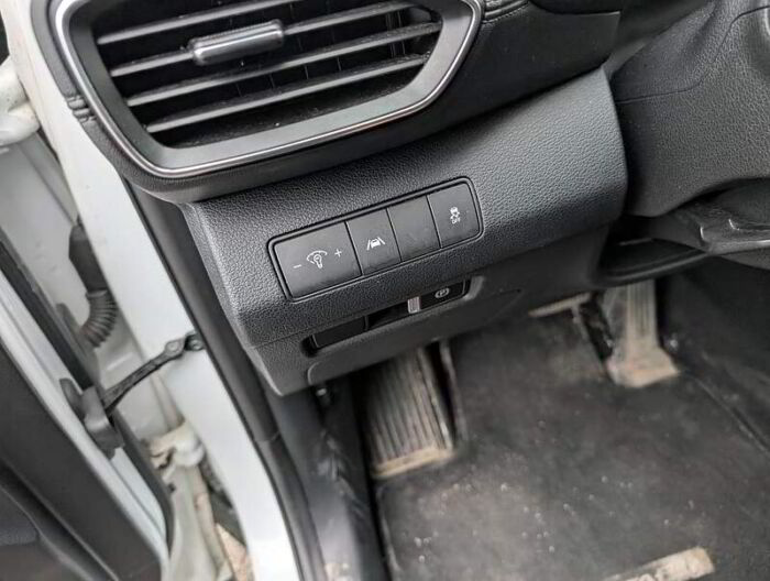 Hyundai Santa Fe Essential TI BLUETOOTH CAMÉRA SIÈGES CHAUFFANT - Image 13