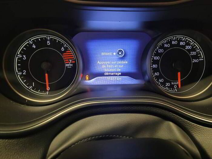 Jeep Cherokee Altitude 4x4 – Image 14