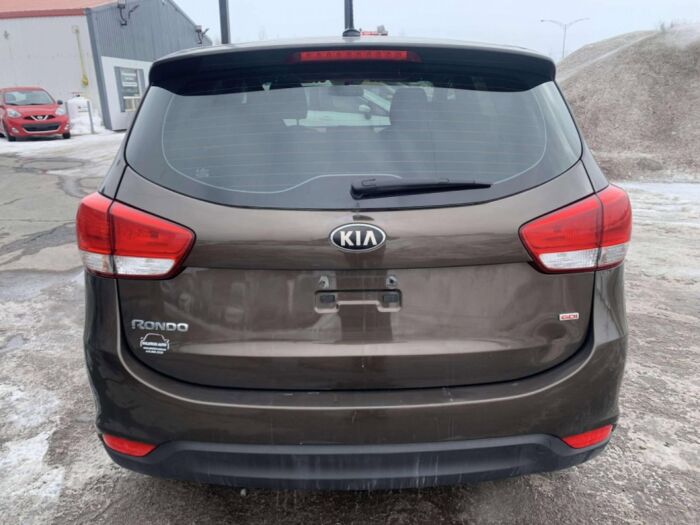 KIA Rondo LX - Image 7