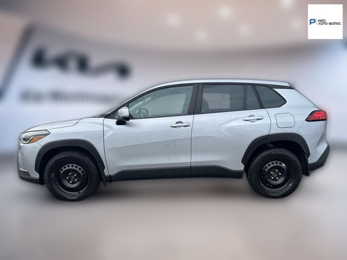 Toyota Corolla Cross LE TA – Image 3