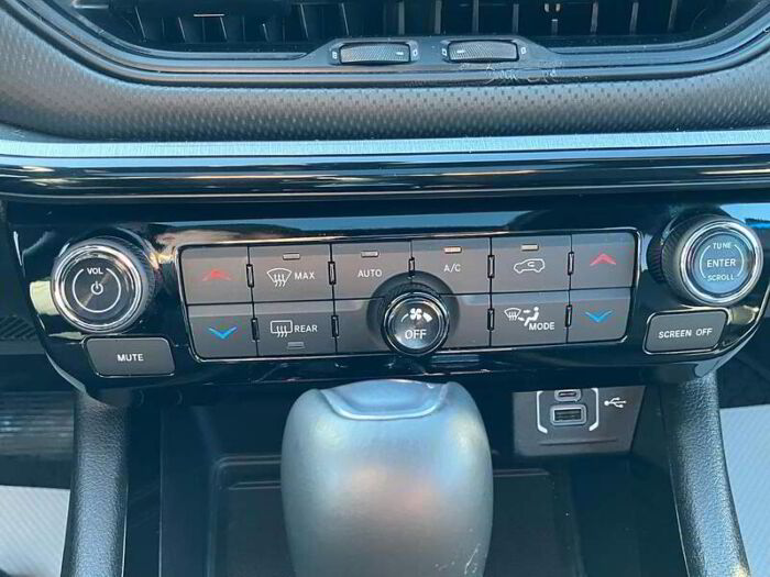 Jeep Compass Trailhawk Elite 4x4 - Image 17