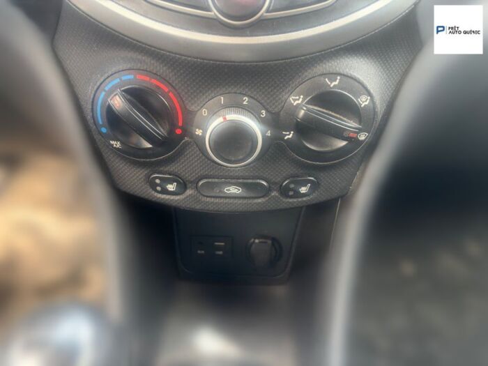 Hyundai Accent GL – Image 13
