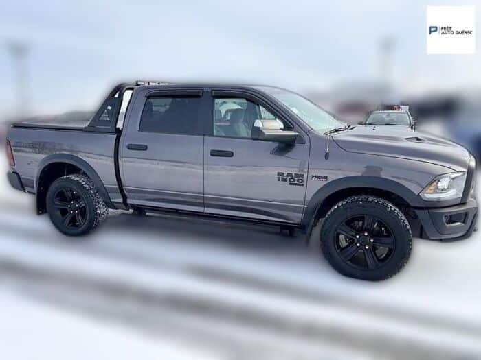 RAM 1500 Classic Warlock cabine d'équipe 4x4 caisse de 5 pi 7 po - Image 5
