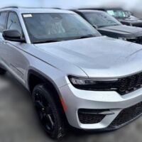 Jeep Grand Cherokee Altitude - Image 4