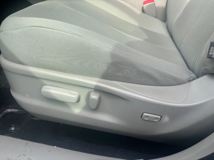 Toyota Venza BASE – Image 9