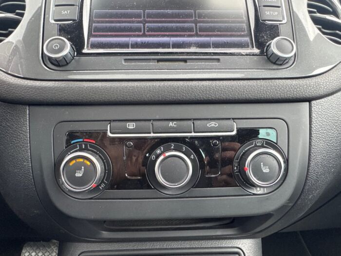 Volkswagen Tiguan Highline 2.0 TSI 4 Motion – Image 13