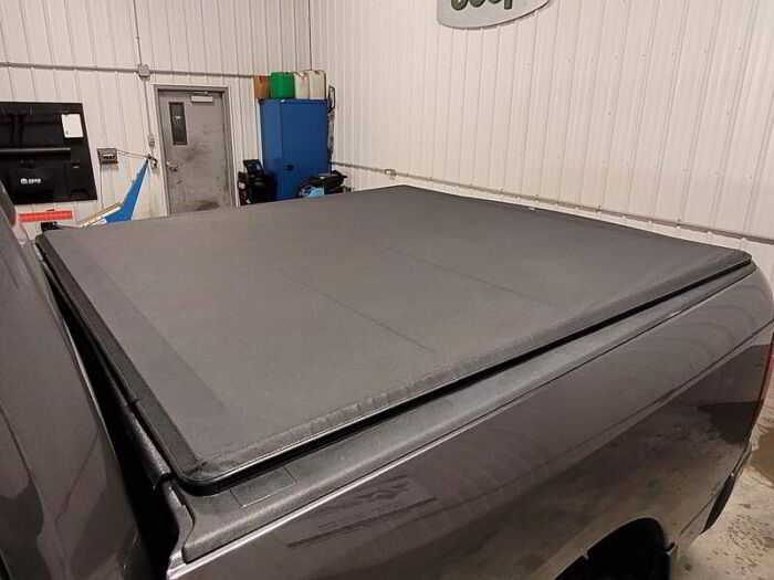 RAM 1500 Classic Express cabine d'équipe 4x4 caisse de 5 pi 7 po – Image 22