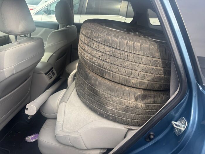 Toyota Venza BASE – Image 8