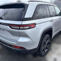 Jeep Grand Cherokee Altitude - Image 5