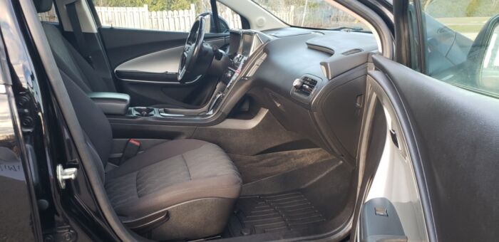 Chevrolet Volt - - Image 17