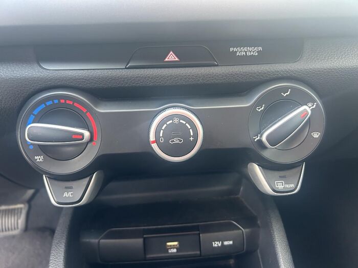 Kia Rio 5 portes LX+ IVT - Image 15