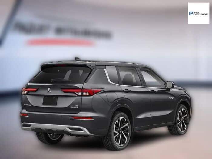 Mitsubishi Outlander Plug-In Hybrid Noir S-Awc - Image 3