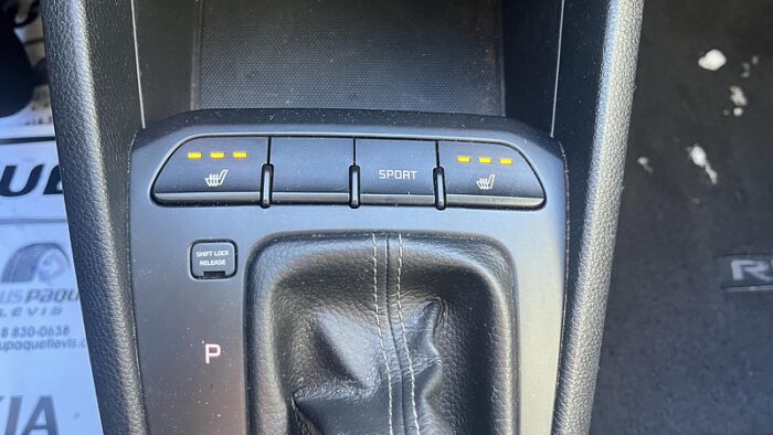Kia Rio 5 portes LX+ IVT - Image 17