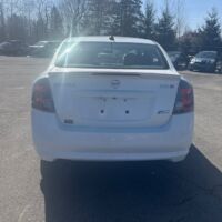 Nissan Sentra SE-R – Image 6