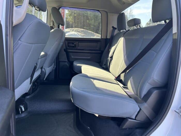 Dodge Ram 1500 ST - Image 8