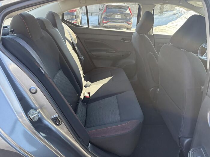 Nissan Versa SR BLUETOOTH CAMÉRA SIÈGES CHAUFFANT BAS KILO – Image 28