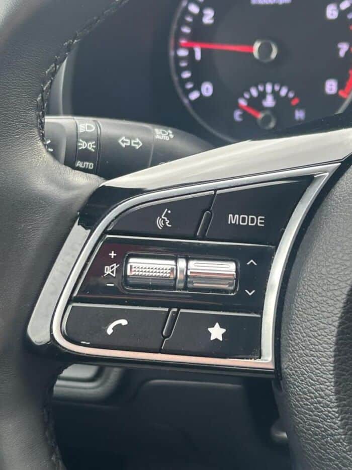 Kia Forte EX IVT – Image 11