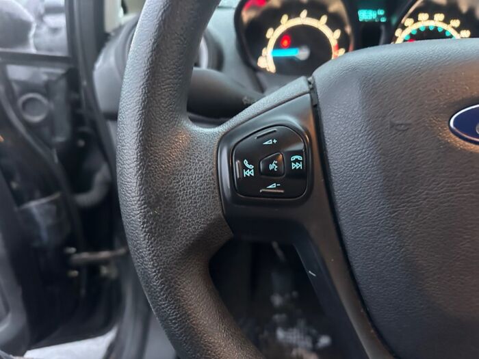 Ford Fiesta S – Image 10