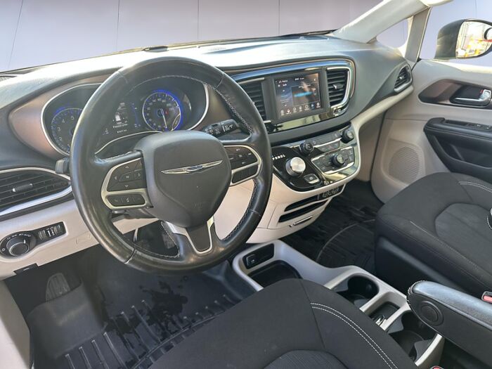 Chrysler Grand Caravan SXT 2RM - Image 11