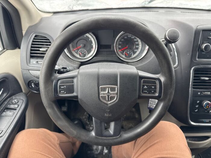 Dodge Grand Caravan SXT – Image 22