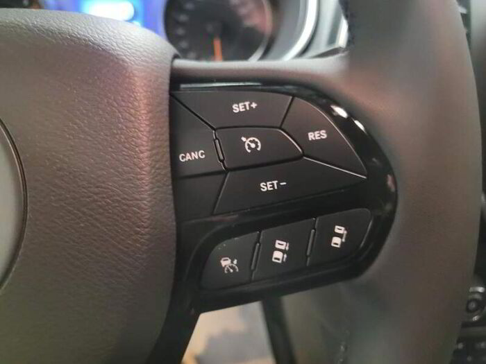 Jeep Cherokee Altitude 4x4 – Image 17