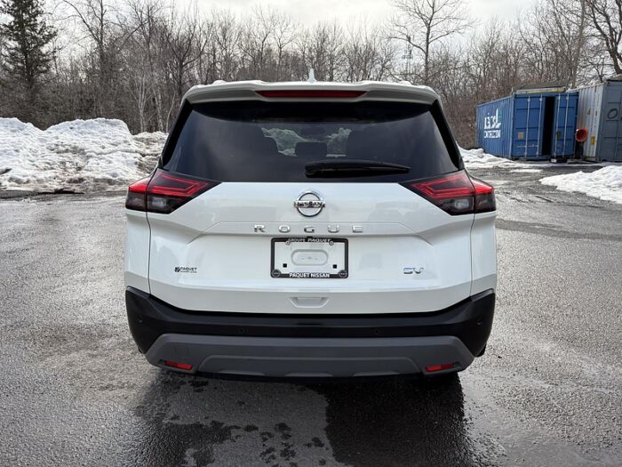 Nissan Rogue SV TA BLUETOOTH TOIT CAMÉRAS 360 BAS KILOMÉTRAGE – Image 7