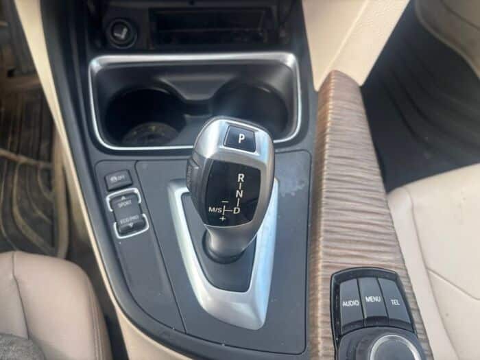 BMW 3 Series 328i – Image 15