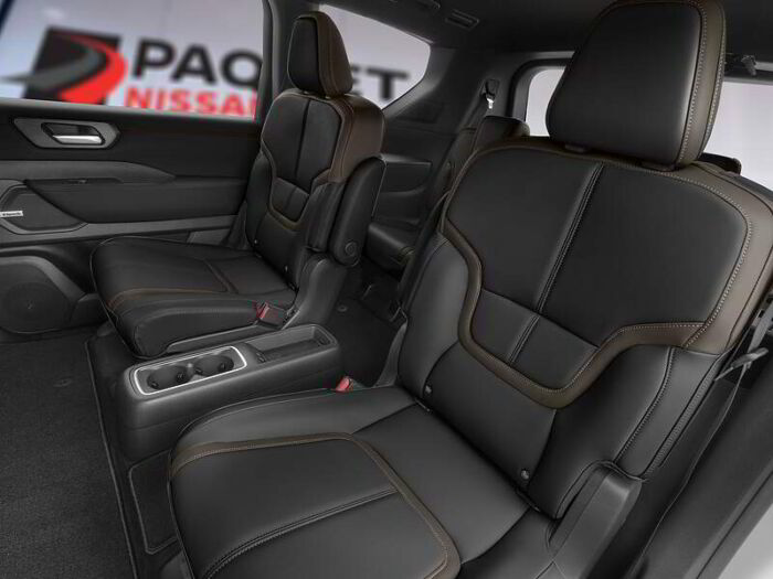 Nissan Armada N/A – Image 10