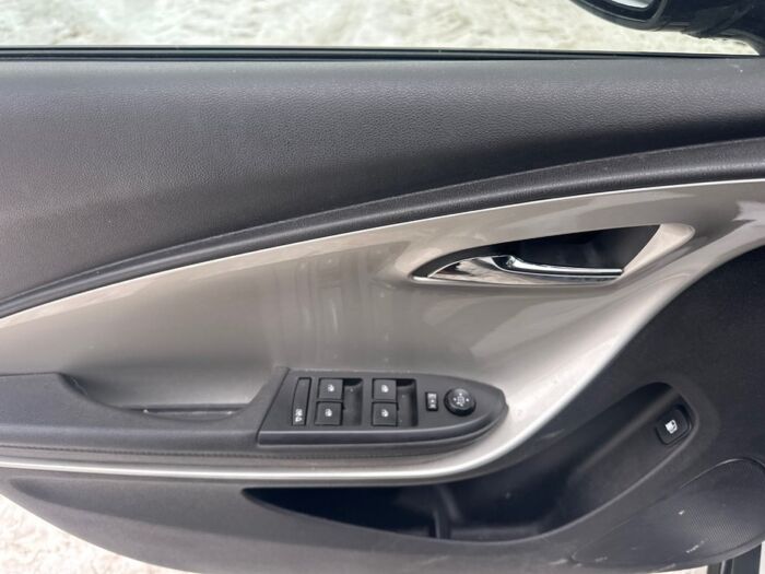 Chevrolet Volt HYBRIDE-BRANCHABLE – Image 8