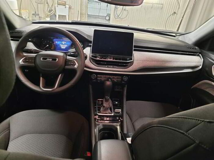 Jeep Compass Sport 4x4 – Image 12
