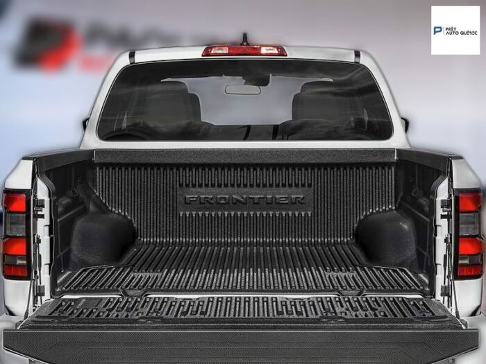 Nissan Frontier Crew Cab Sv – Image 8