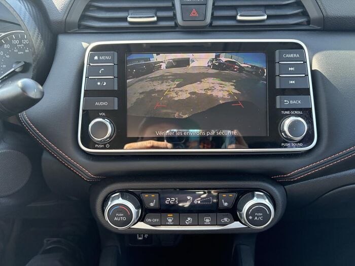Nissan Versa SR BLUETOOTH CAMÉRA SIÈGES CHAUFFANT BAS KILO – Image 17