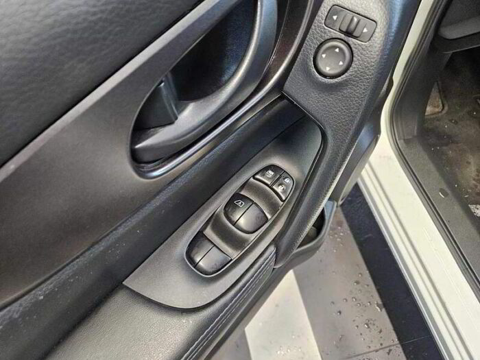 Nissan Qashqai S, AWD, CRUISE, BLUETOOTH, CAM RECUL – Image 19