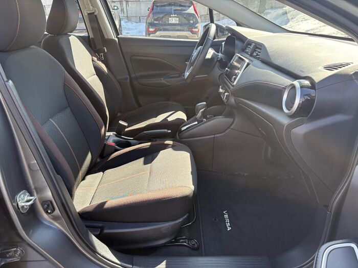 Nissan Versa SR BLUETOOTH CAMÉRA SIÈGES CHAUFFANT BAS KILO – Image 30