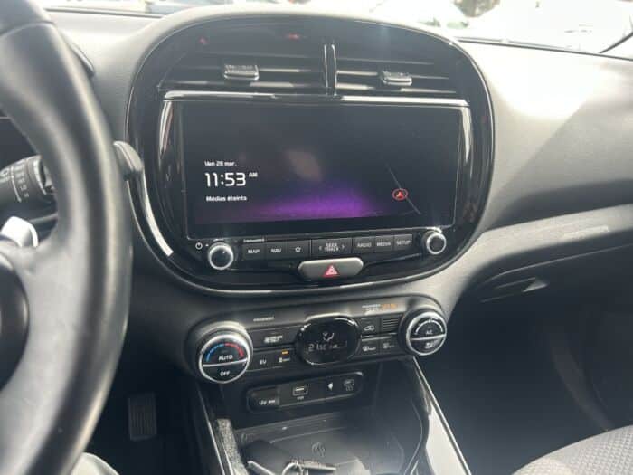 KIA Soul EV Premium - Image 11