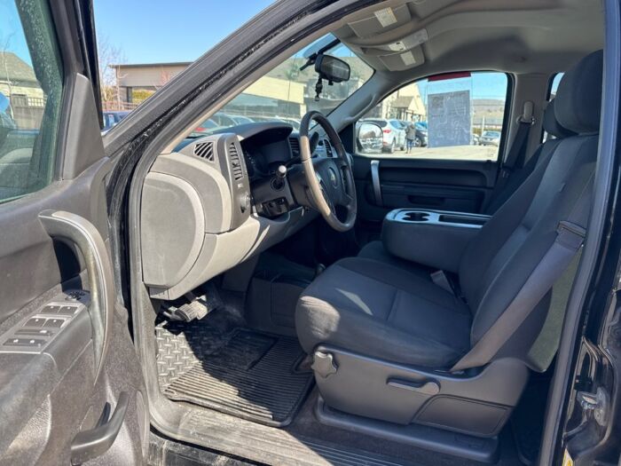 Chevrolet Silverado 1500 LS Cheyenne Edition – Image 21