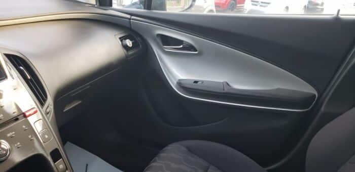 Chevrolet Volt - - Image 13