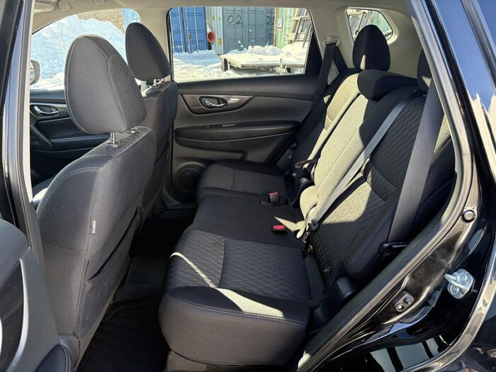 Nissan Rogue SV TECH TI BLUETOOTH TOIT CAMÉRAS 360 GPS – Image 10