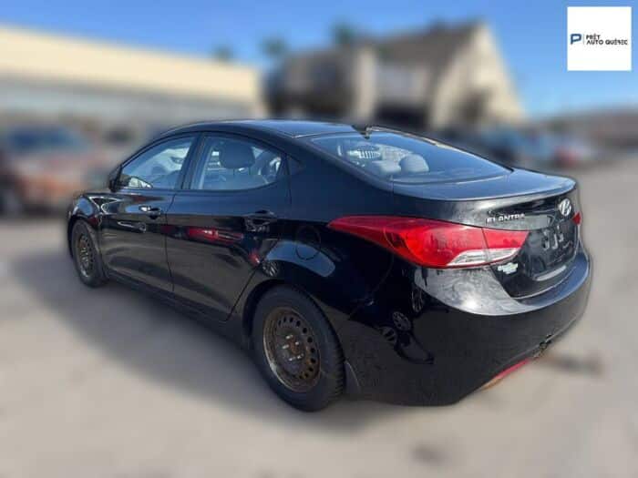 Hyundai Elantra GL – Image 10