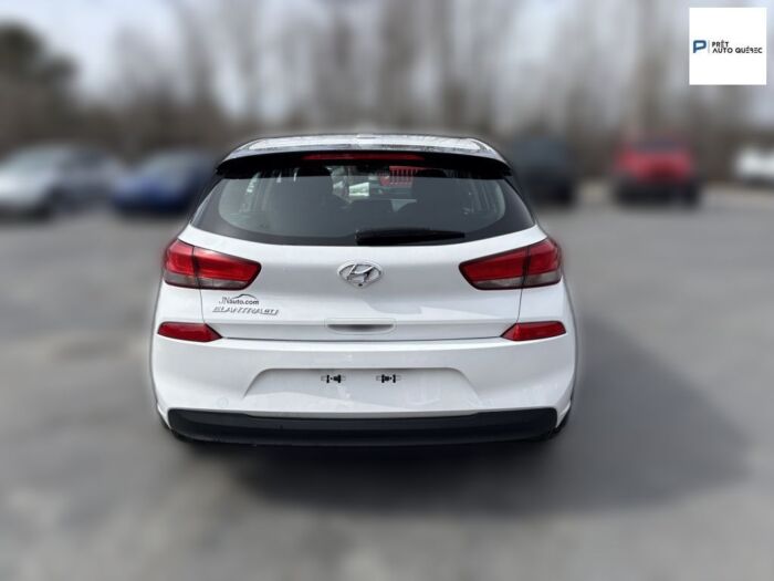 Hyundai Elantra GL - Image 5