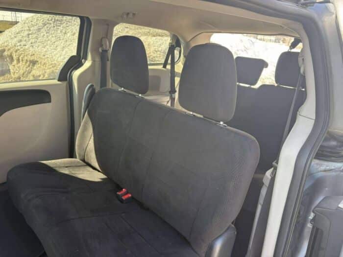 Dodge Grand Caravan SE – Image 9