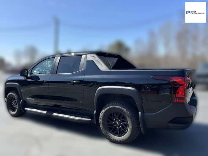 Chevrolet Silverado EV camion de travail - Image 5