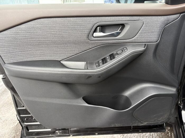 Nissan Rogue SV AWD/TOIT PANORAMIQUE/CRUISE ADAPTATIF/BAS MILLA – Image 16