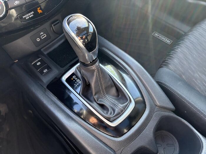 Nissan Rogue SV TECH TI BLUETOOTH TOIT CAMÉRAS 360 GPS – Image 20