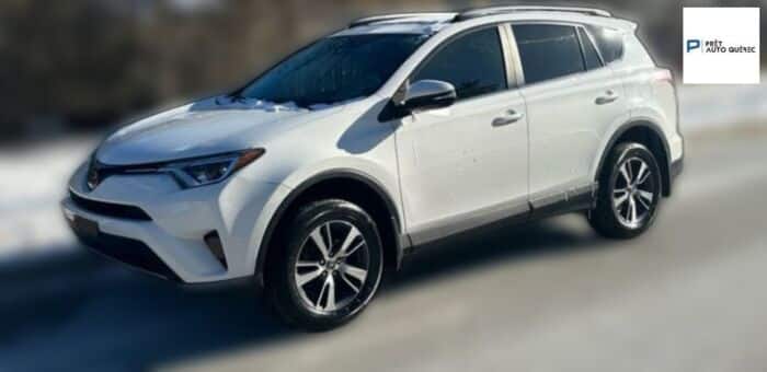 Toyota RAV4 LE - Image 3